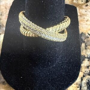 Elegant Gold and Silver Women's Ring